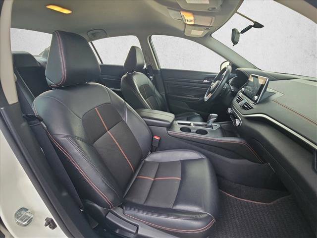 Used 2019 Nissan Altima 2.5 SR FWD image 13