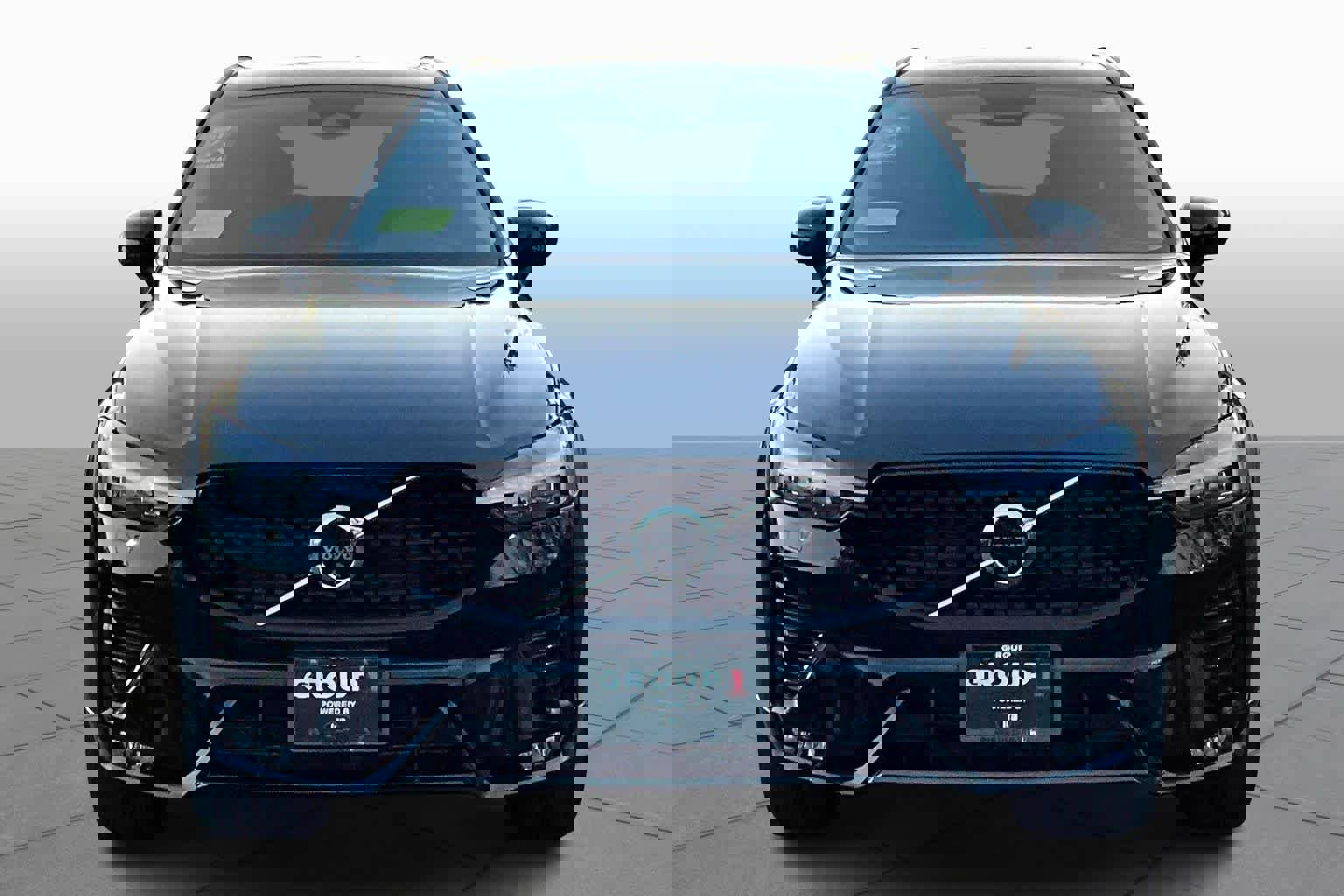 Certified 2024 Volvo XC60 B5 Plus w/ Protection Package Premier image 4