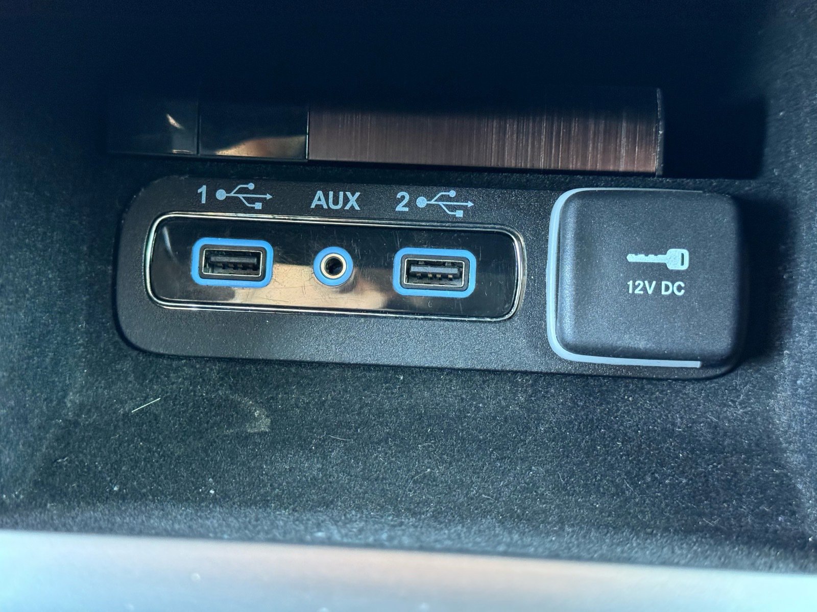 Used 2021 Jeep Grand Cherokee Laredo image 28