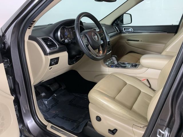 Used 2019 Jeep Grand Cherokee Limited AWD/4WD image 31