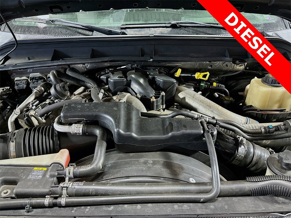 Used 2012 Ford F350 Lariat w/ Chrome Pkg image 24