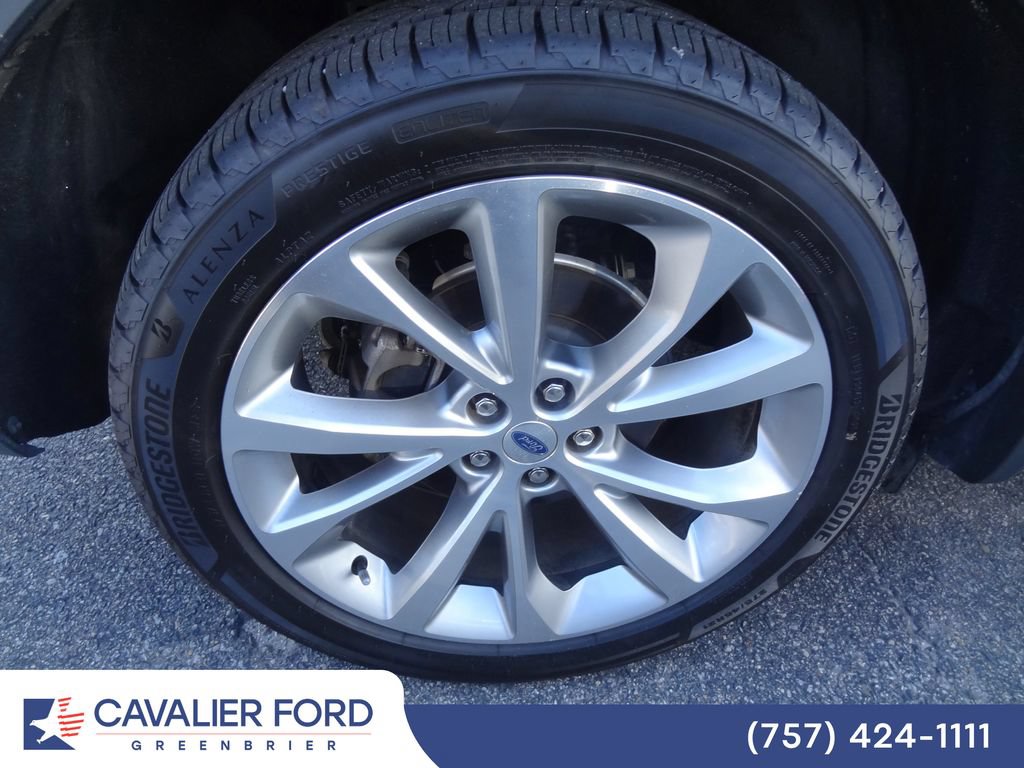 Certified 2021 Ford Explorer Platinum w/ Equipment Group 601A AWD/4WD image 12