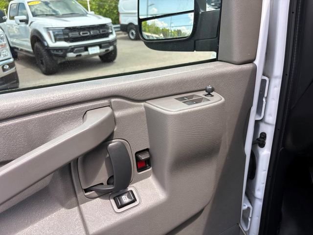 Used 2024 Chevrolet Express 2500 w/ Driver Convenience Package RWD image 9