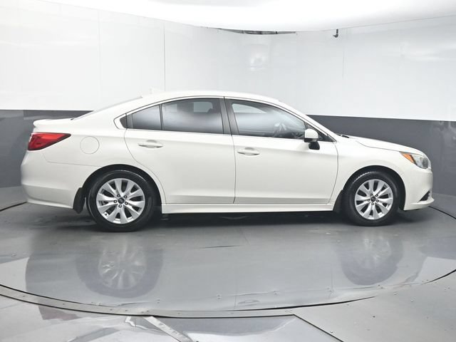 Used 2016 Subaru Legacy 2.5i Premium w/ Popular Package #1 AWD/4WD image 8