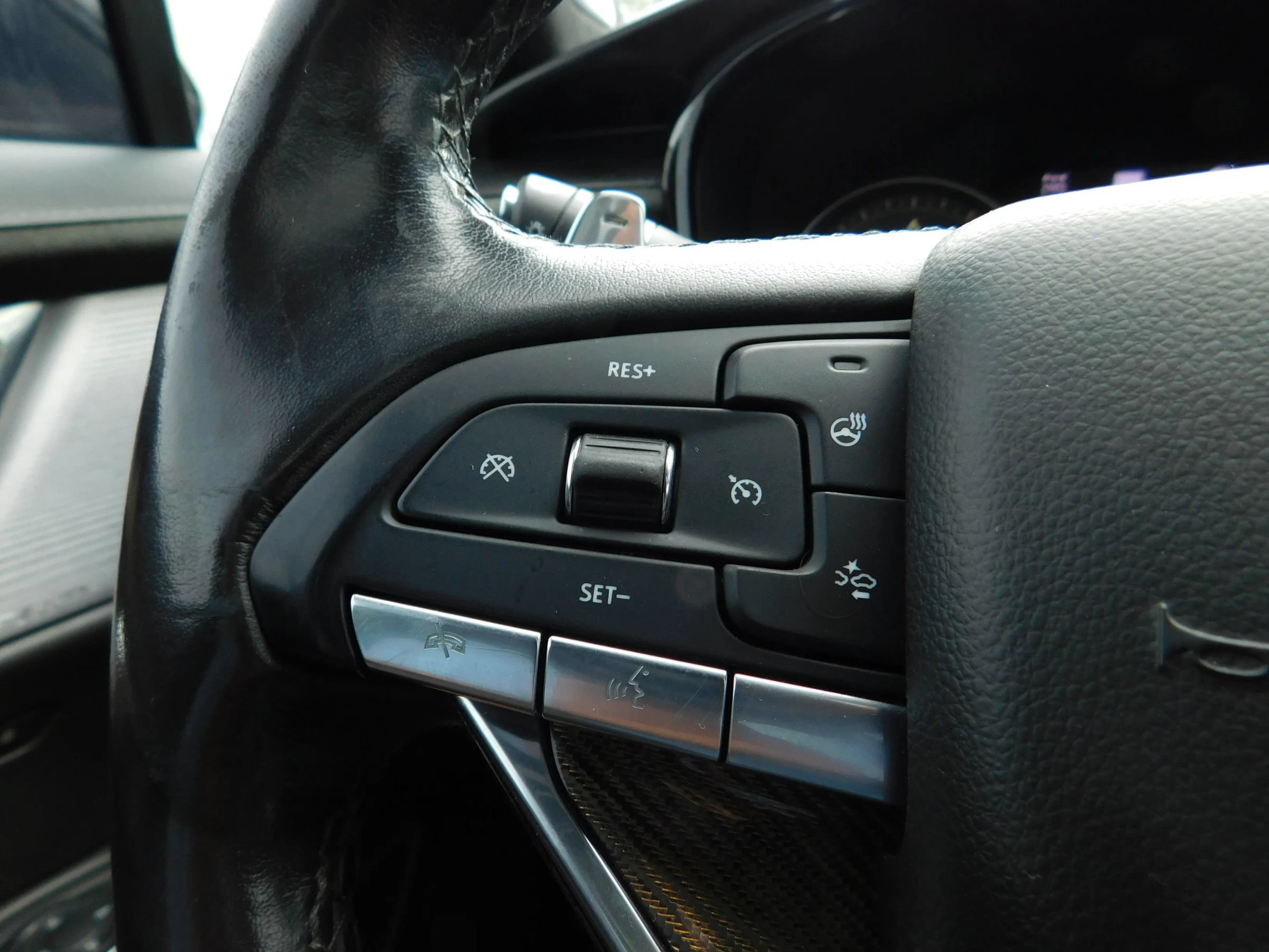 Used 2020 Cadillac XT6 Sport w/ Platinum Package AWD/4WD image 26