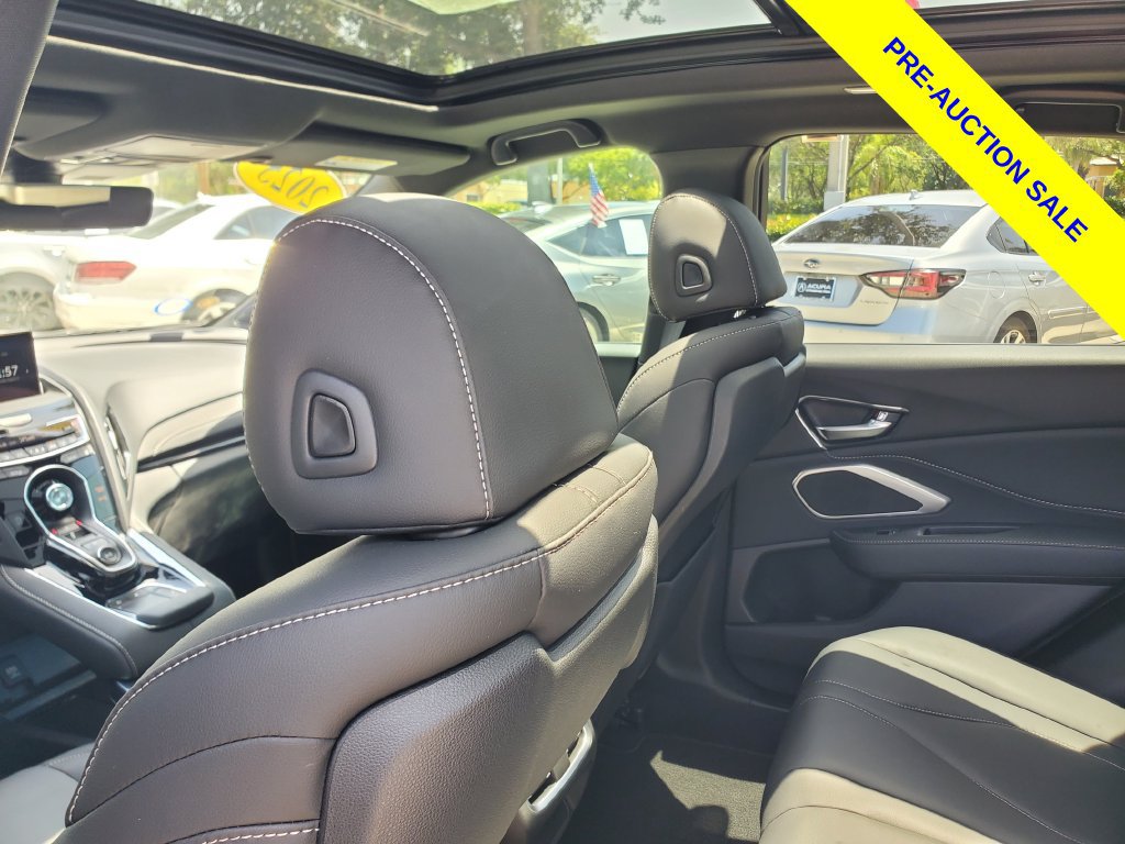 Certified 2025 Acura RDX SH-AWD image 9