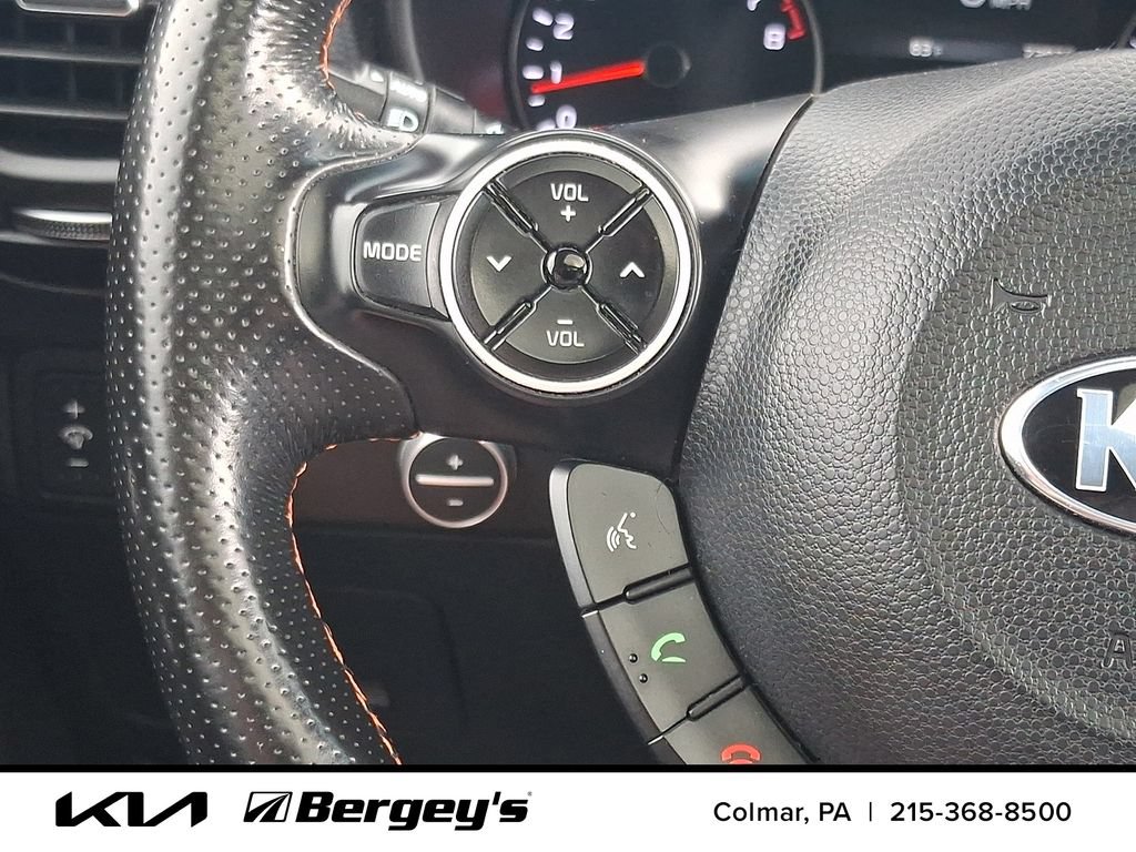 Used 2017 Kia Soul ! w/ Tech Package FWD image 24