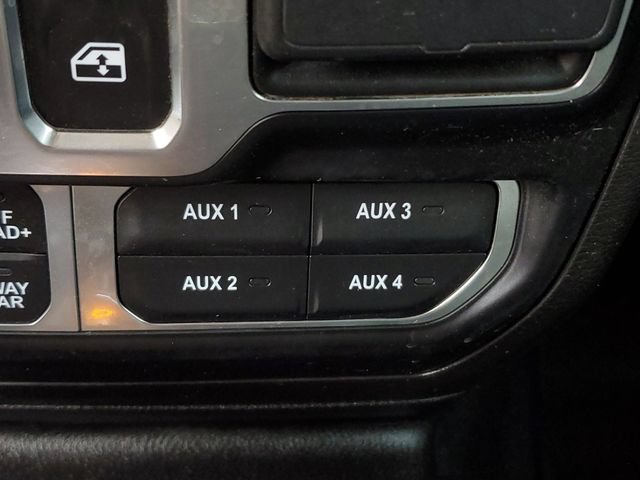 Used 2023 Jeep Wrangler Rubicon w/ Cold Weather Group AWD/4WD image 28