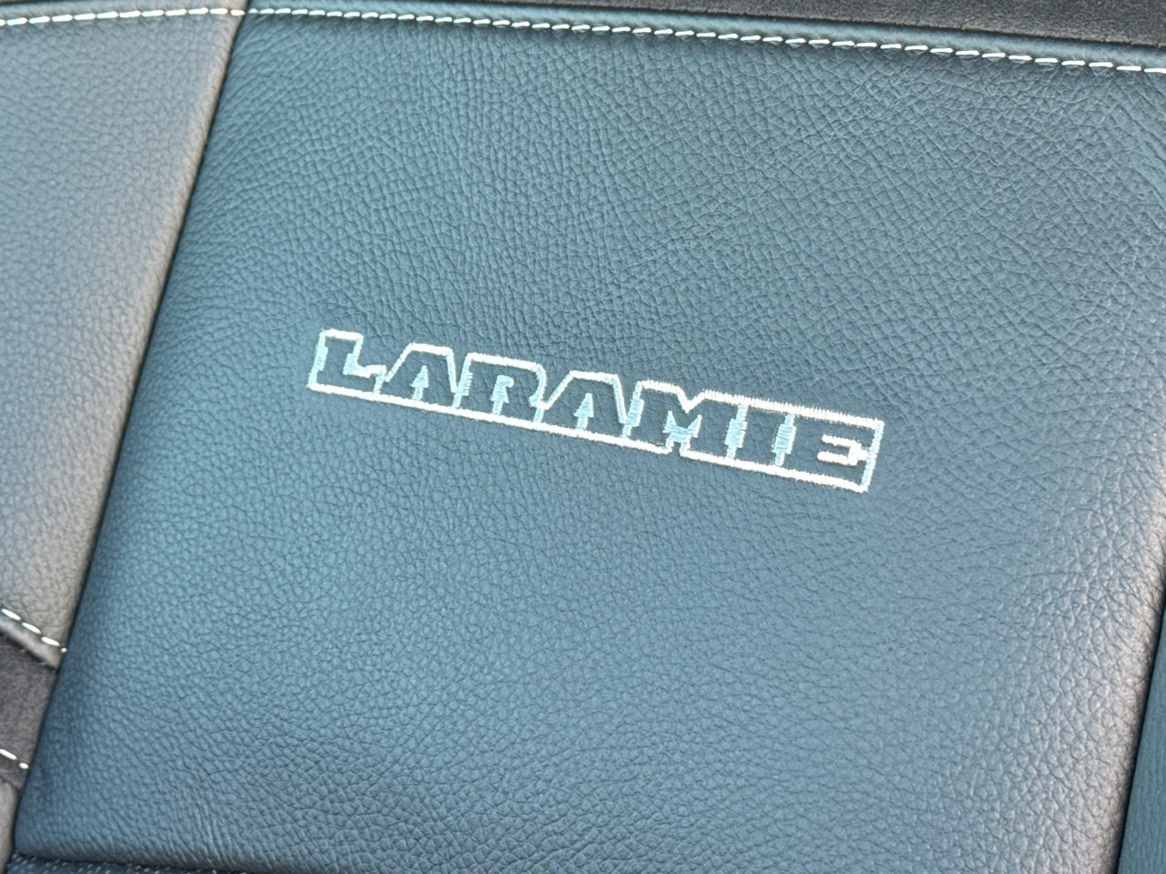 New 2025 RAM 2500 Laramie image 10