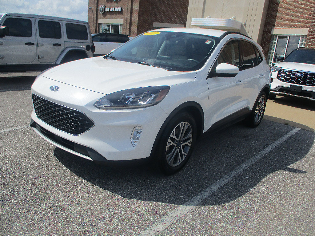 Used 2022 Ford Escape SEL FWD image 3