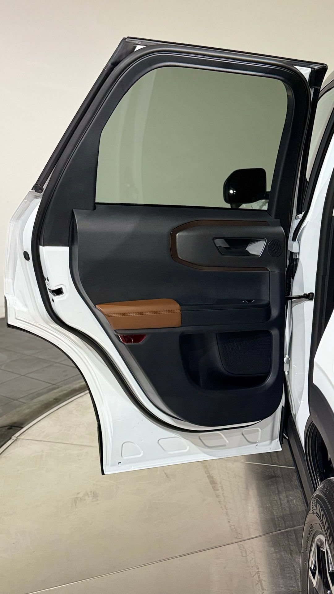 New 2026 Ford Bronco Sport Outer Banks w/ Outer Banks Tech Package+ AWD/4WD image 38