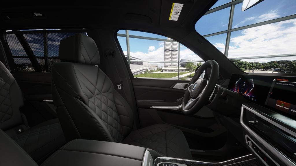 Used 2026 BMW X7 xDrive40i w/ M Sport Package image 38