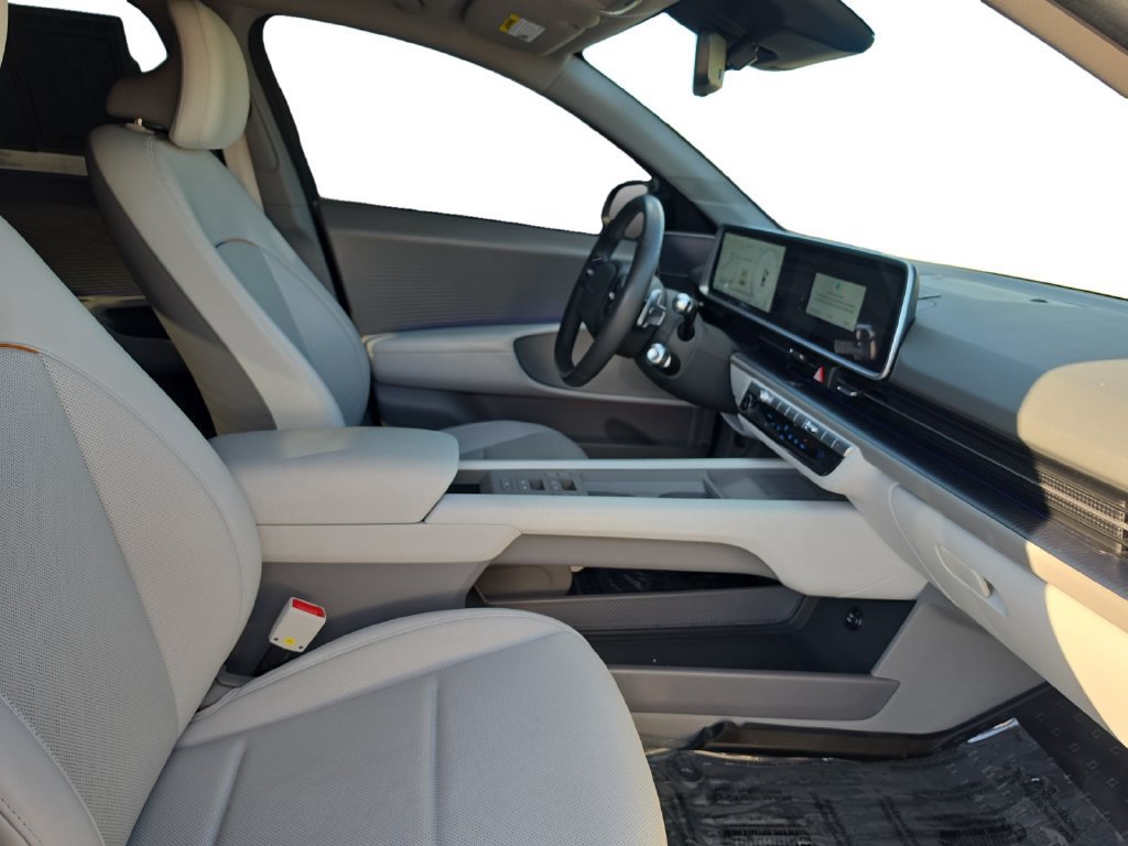 Used 2023 Hyundai Ioniq 6 SEL RWD image 16