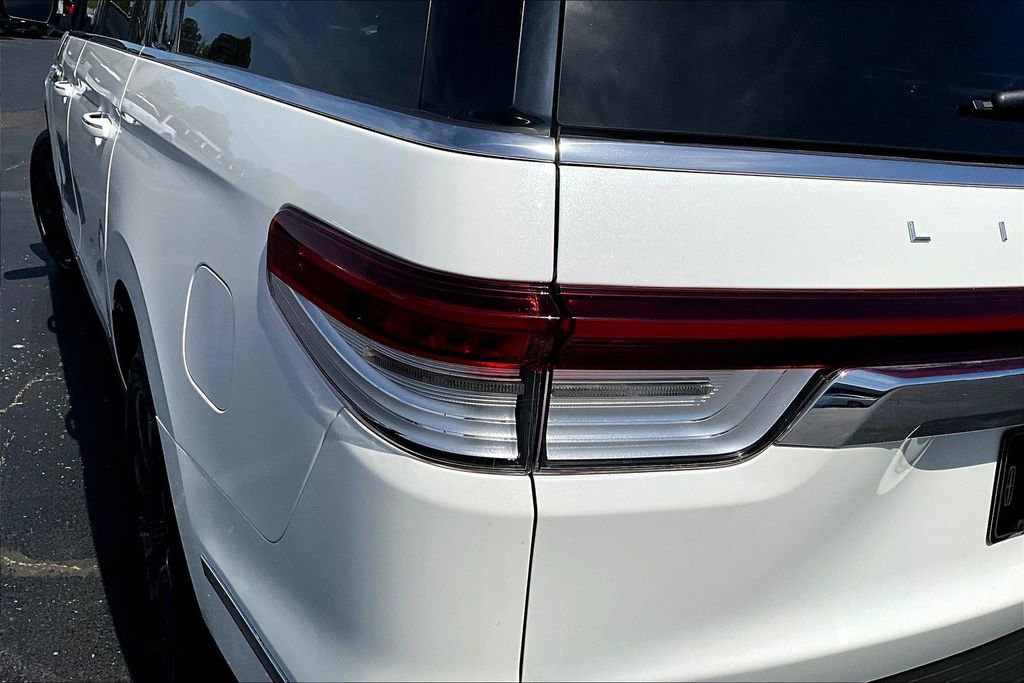 Used 2024 Lincoln Navigator L Reserve AWD/4WD image 25