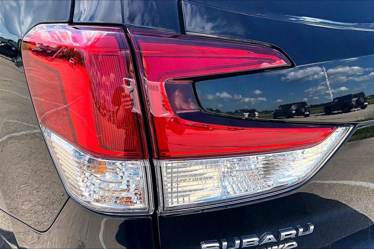 Used 2023 Subaru Forester Limited AWD/4WD image 31