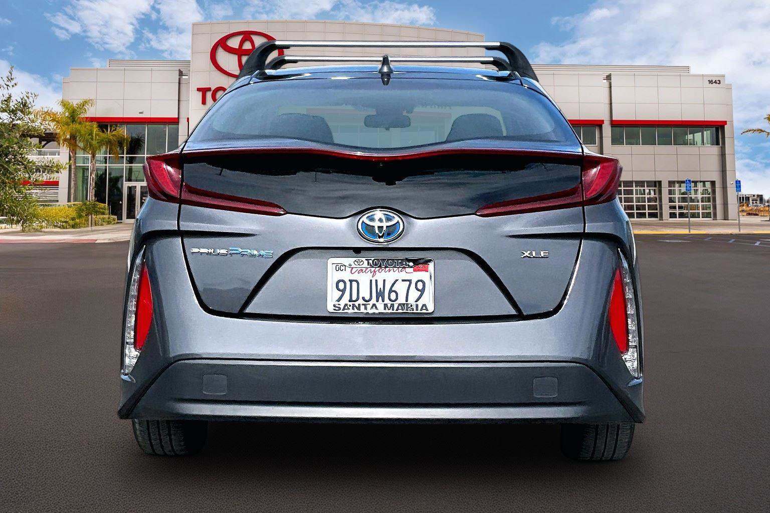 Used 2022 Toyota Prius Prime XLE image 4