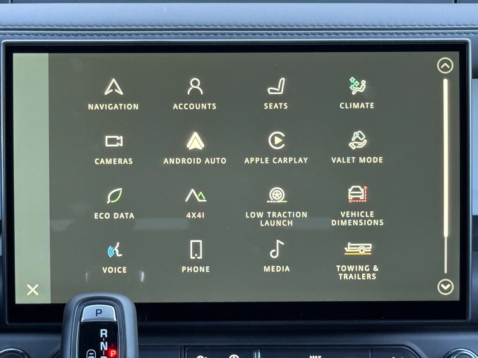 New 2026 Land Rover Defender 110 S AWD/4WD image 32