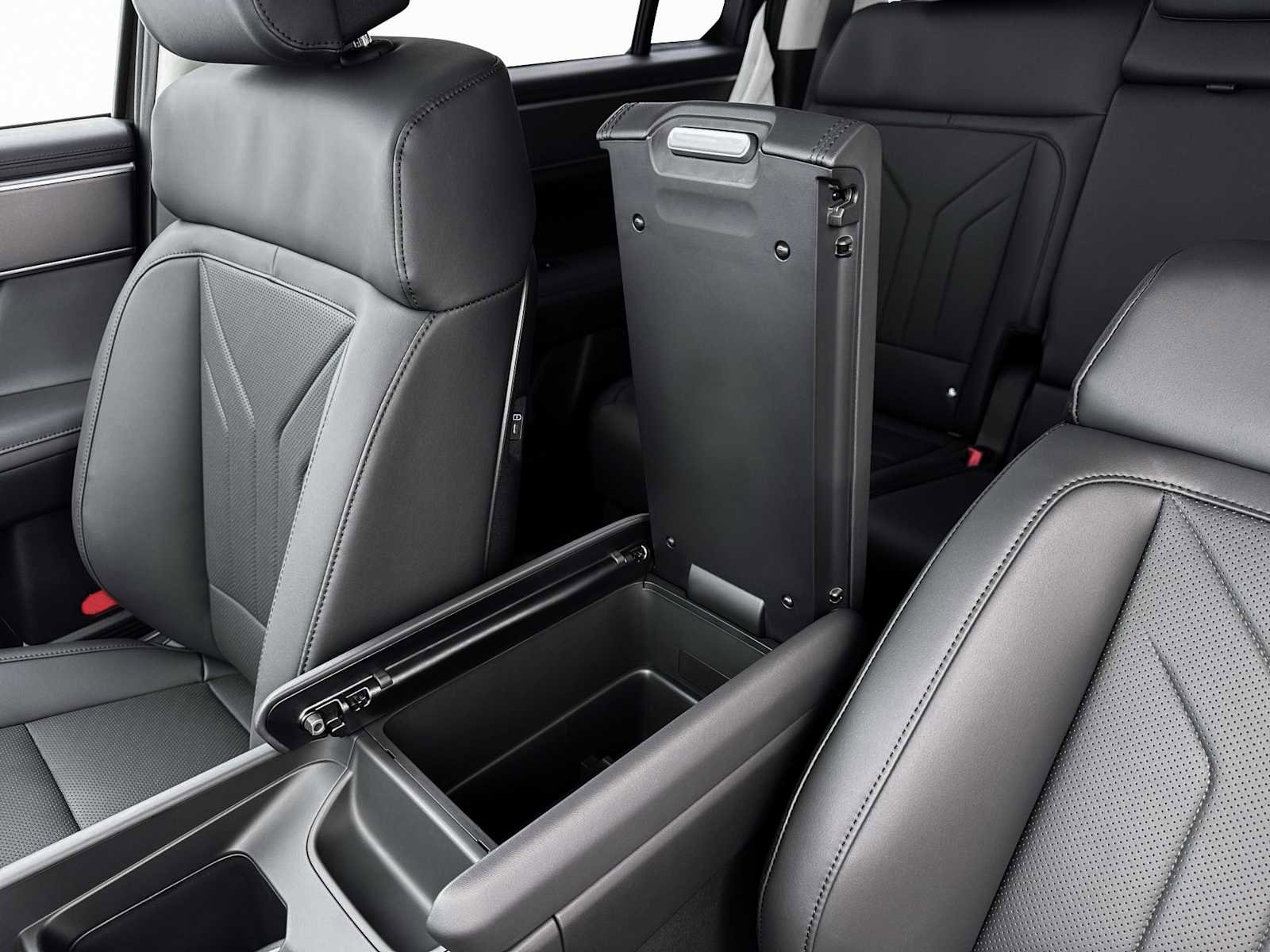 New 2026 Hyundai Santa Fe SEL FWD image 19