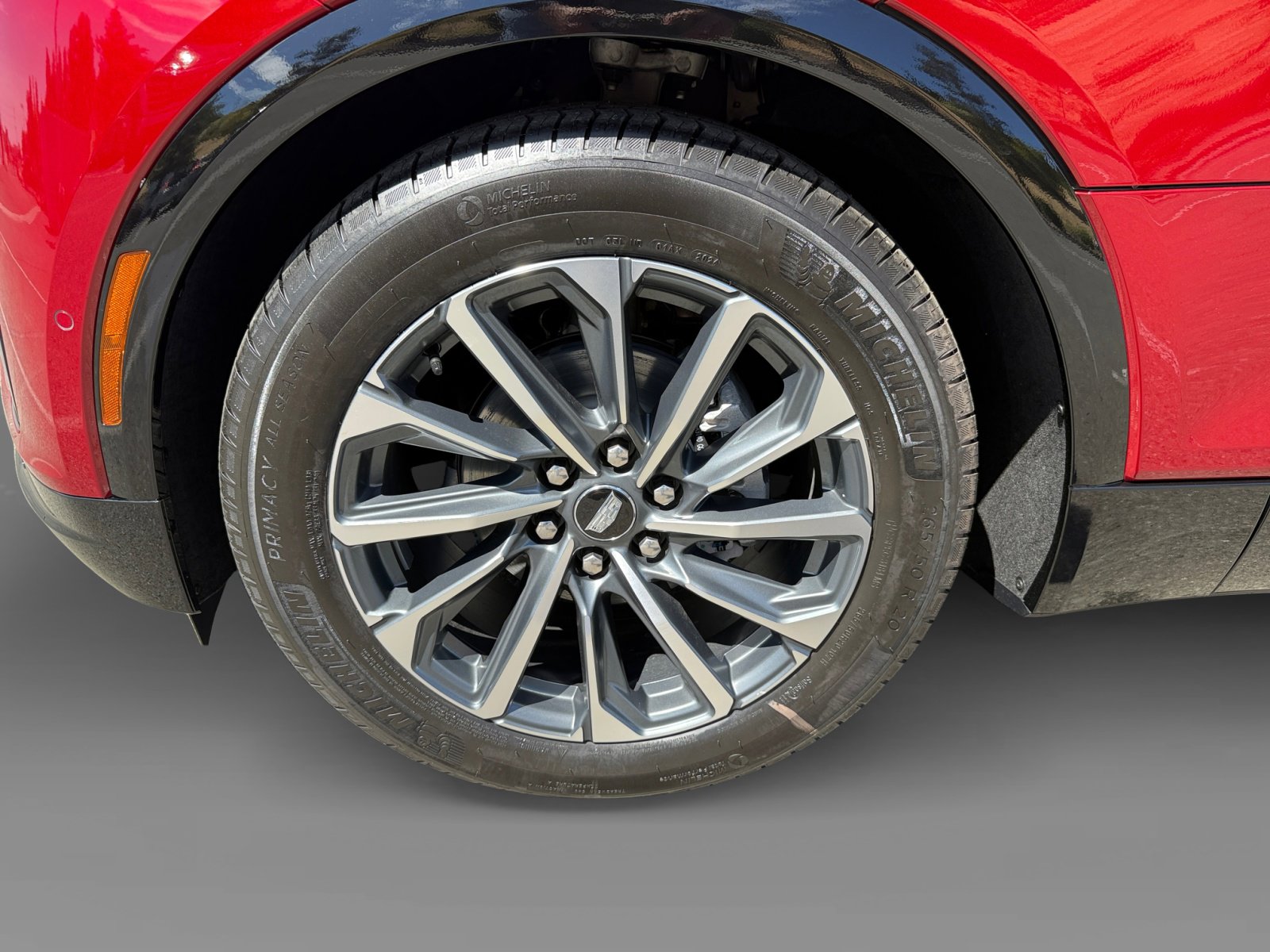 New 2025 Cadillac Lyriq Sport image 9