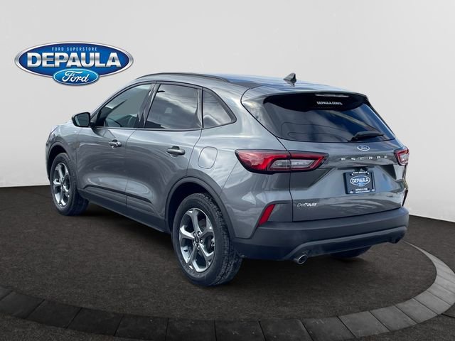 Used 2025 Ford Escape ST-Line image 3