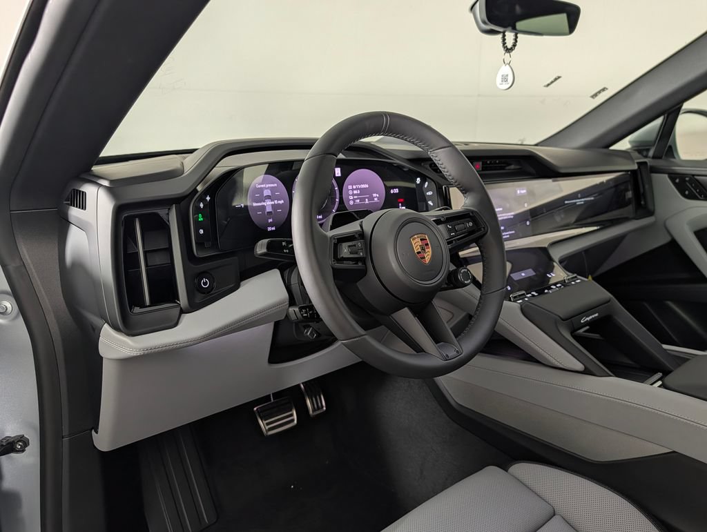 New 2026 Porsche Cayenne Electric AWD/4WD image 4