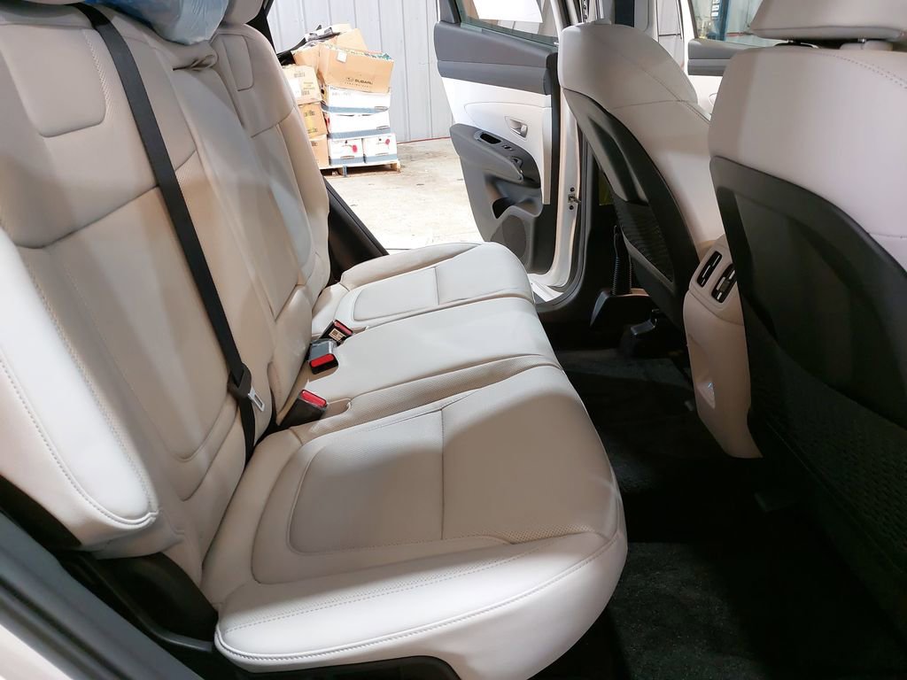 New 2026 Hyundai Tucson Limited FWD image 11