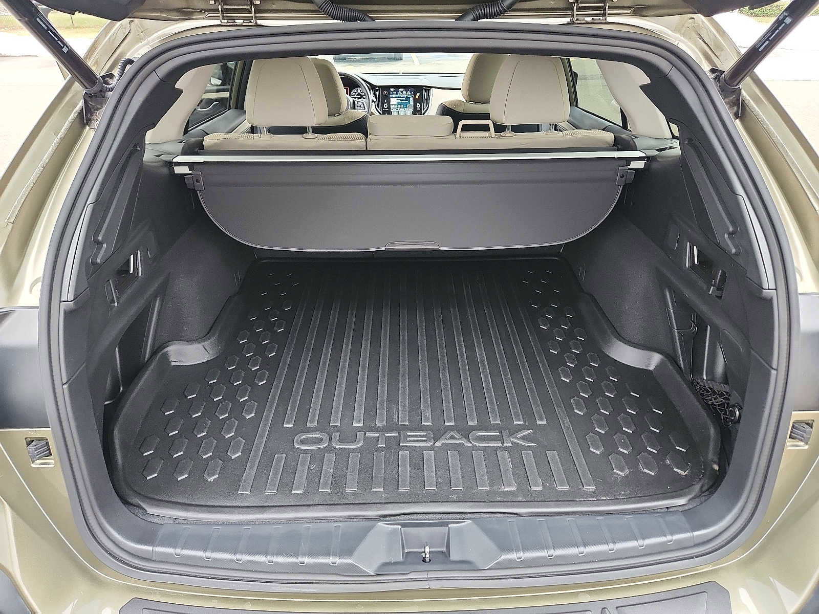 Used 2023 Subaru Outback Premium image 27