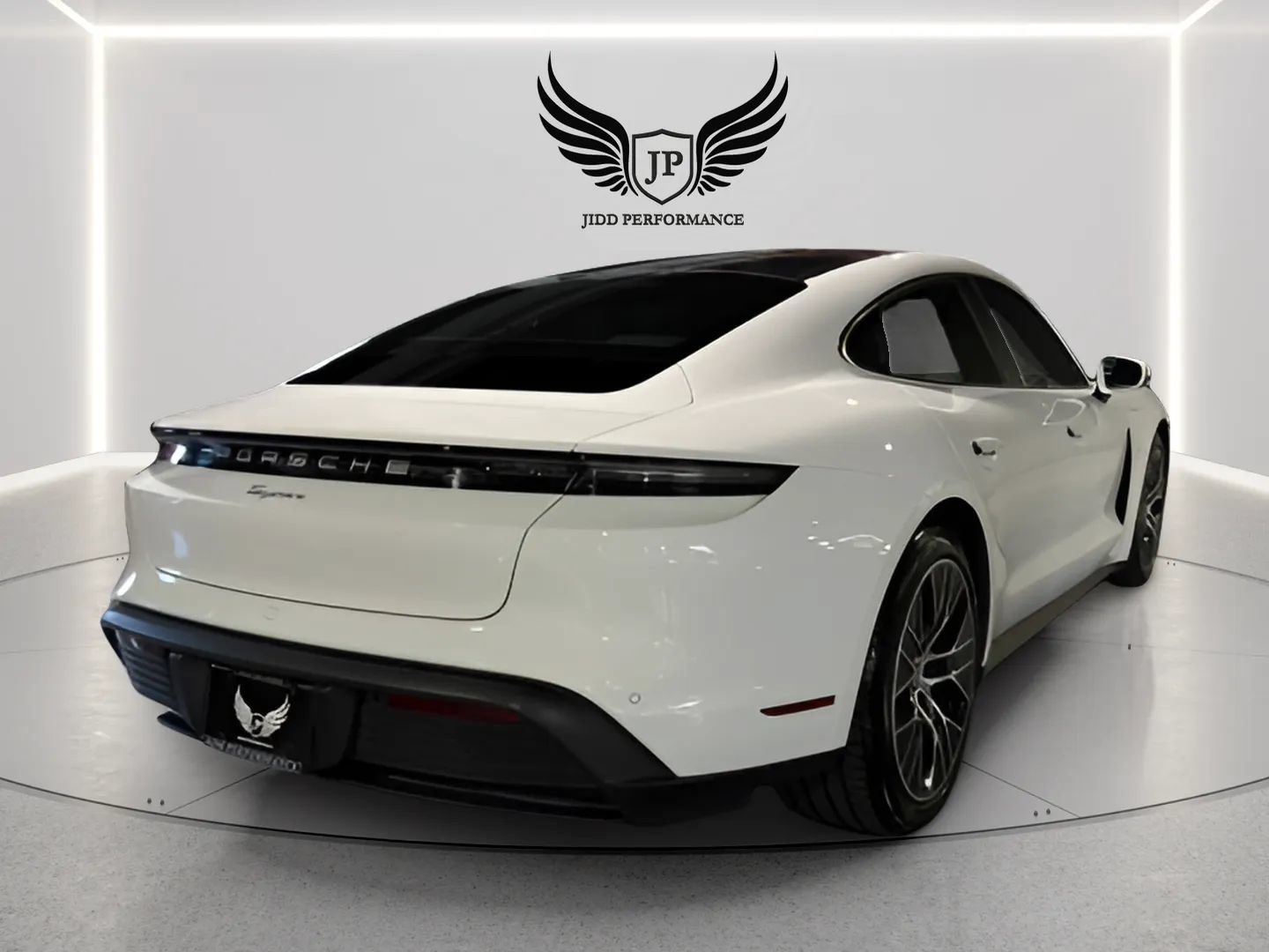 Used 2022 Porsche Taycan RWD image 7