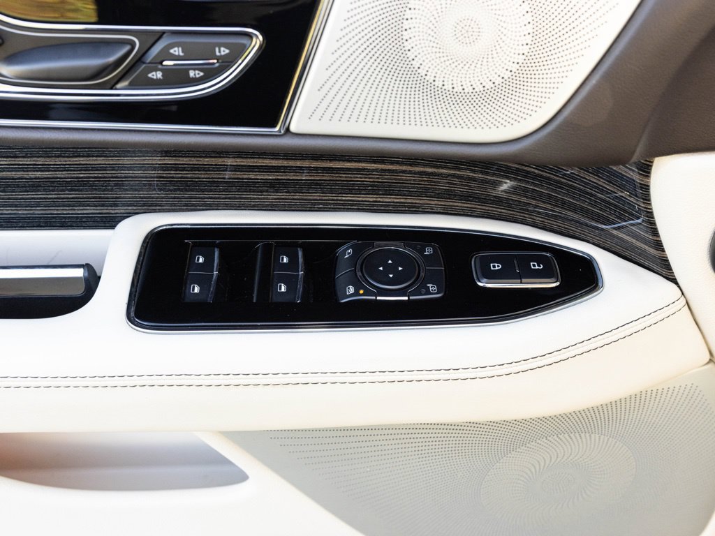 Used 2022 Lincoln Navigator L Black Label AWD/4WD image 21