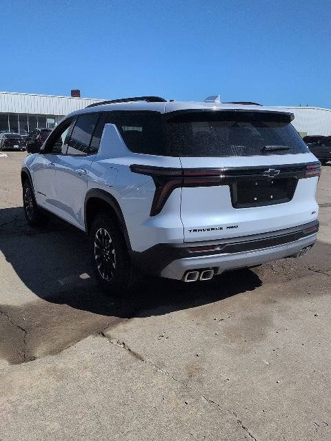 New 2026 Chevrolet Traverse Z71 w/ Driver Confidence Package AWD/4WD image 5
