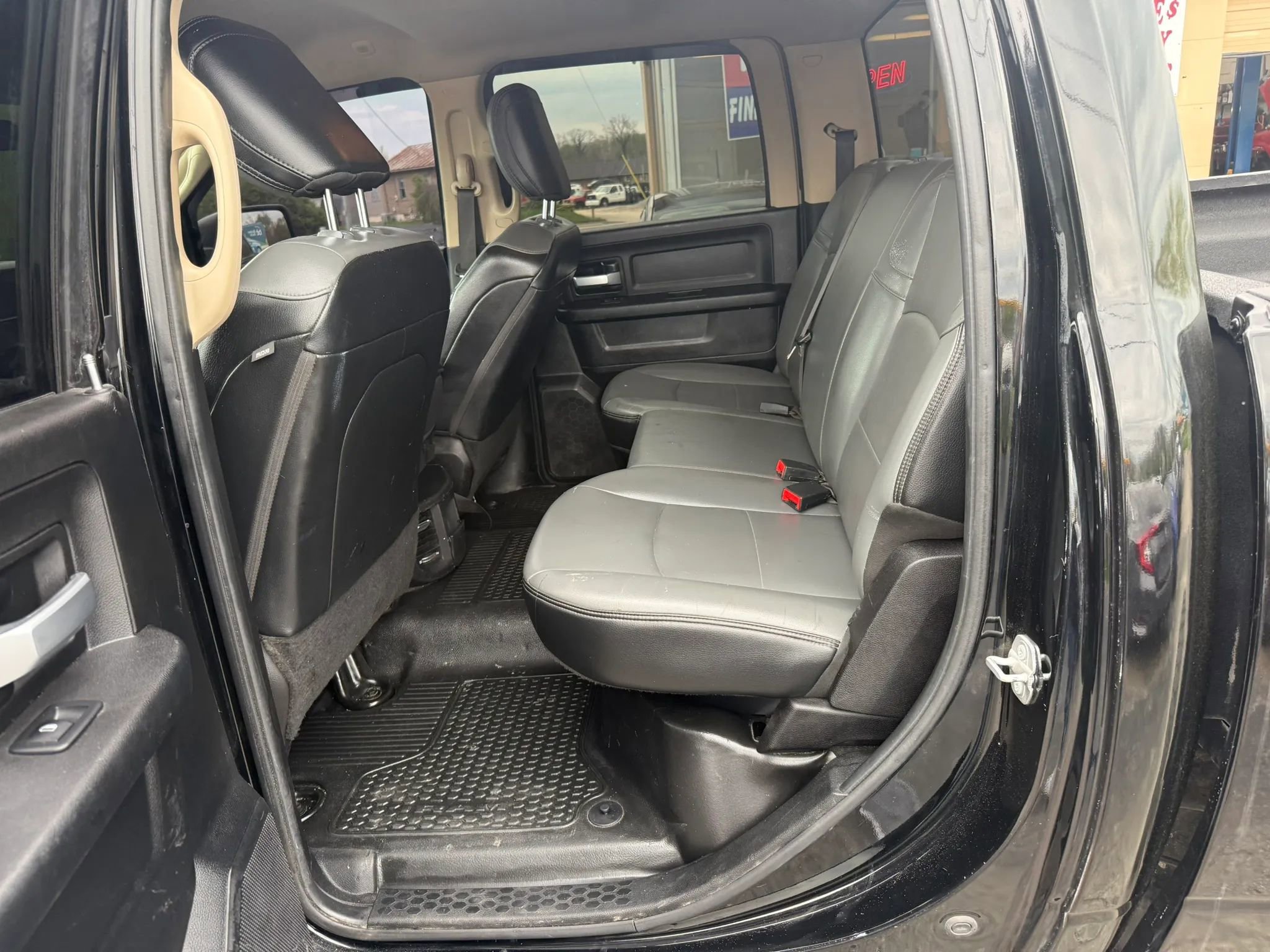 Used 2019 RAM 2500 Tradesman w/ Bed Utility Group image 16