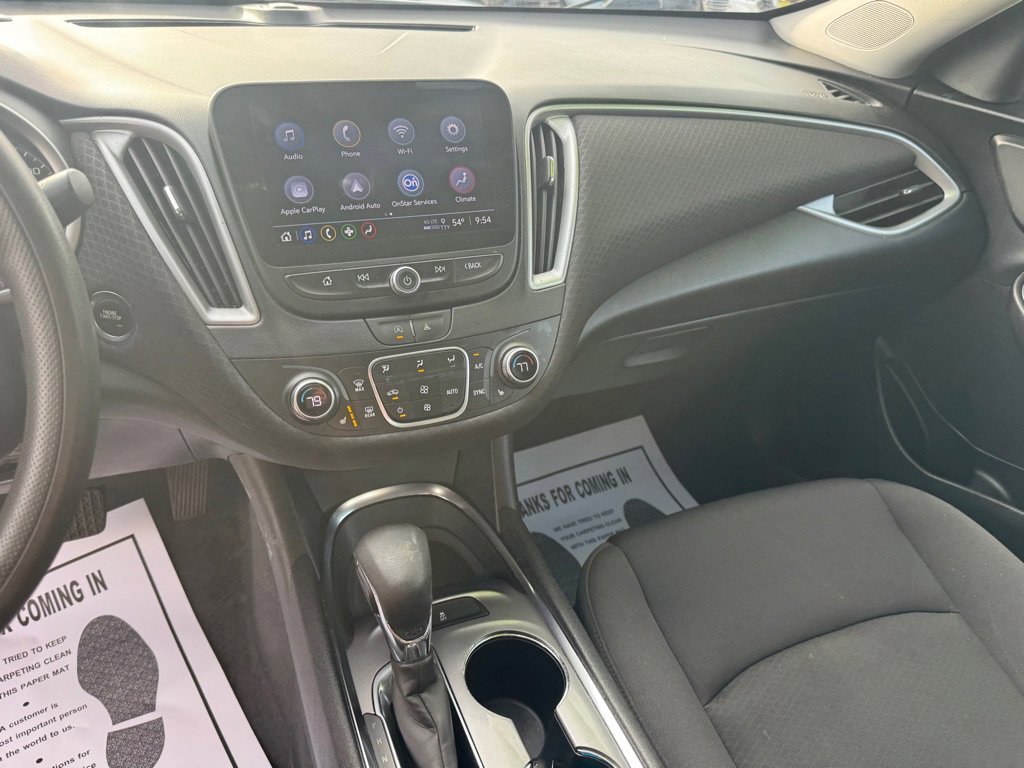 Used 2023 Chevrolet Malibu LT image 10