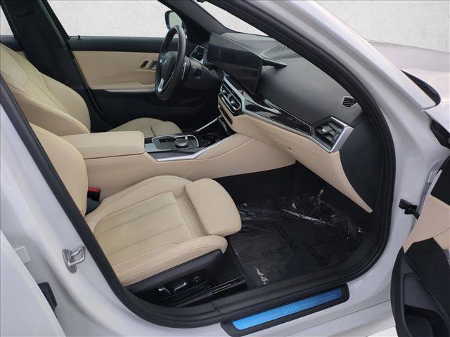Used 2024 BMW 330i Sedan w/ Convenience Package image 22