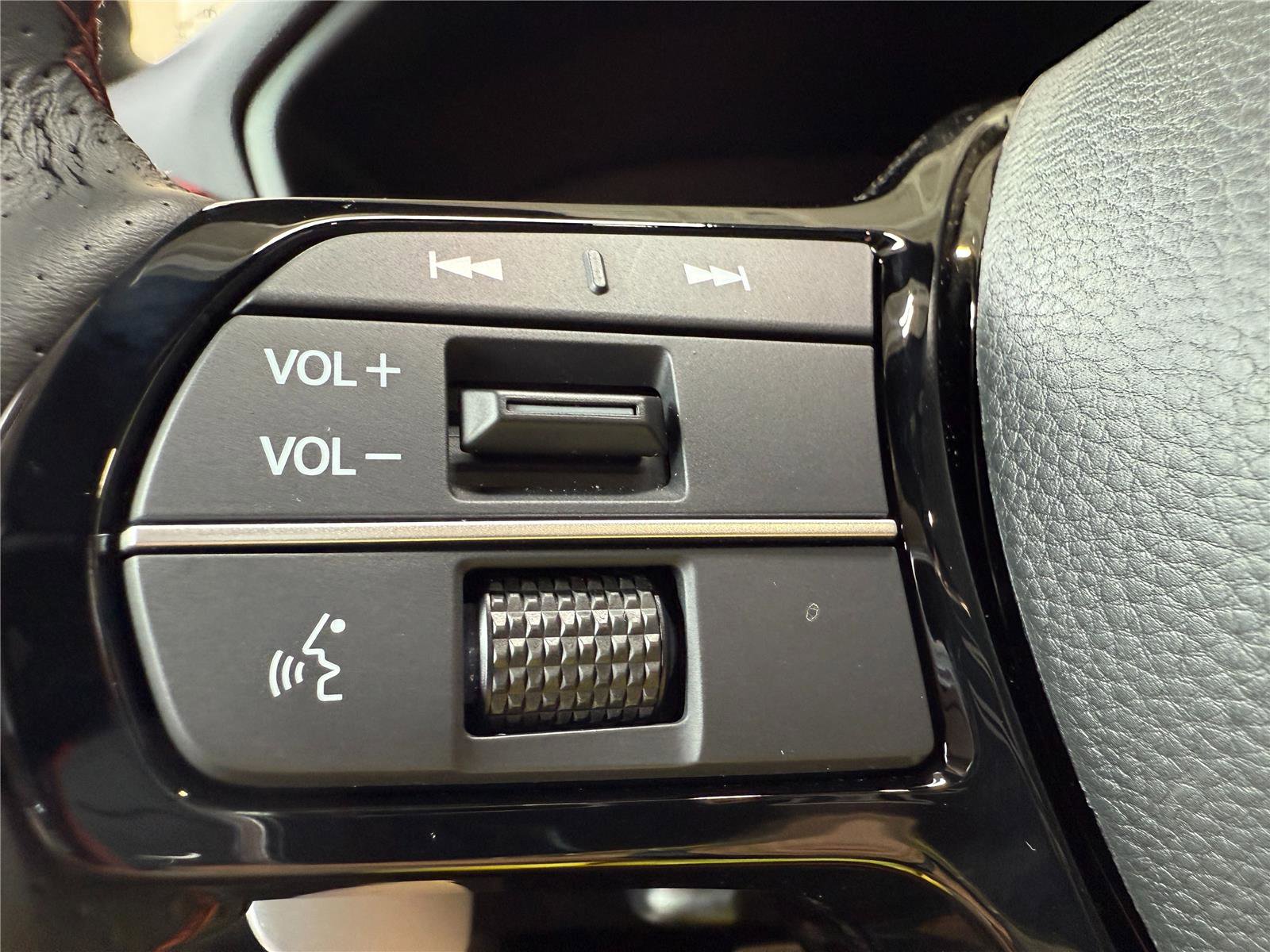 New 2026 Acura ADX A-Spec image 18