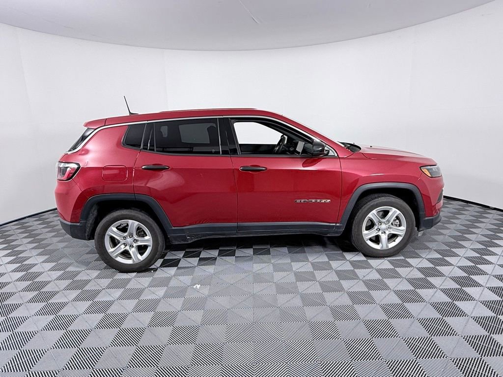 Used 2023 Jeep Compass Sport image 8