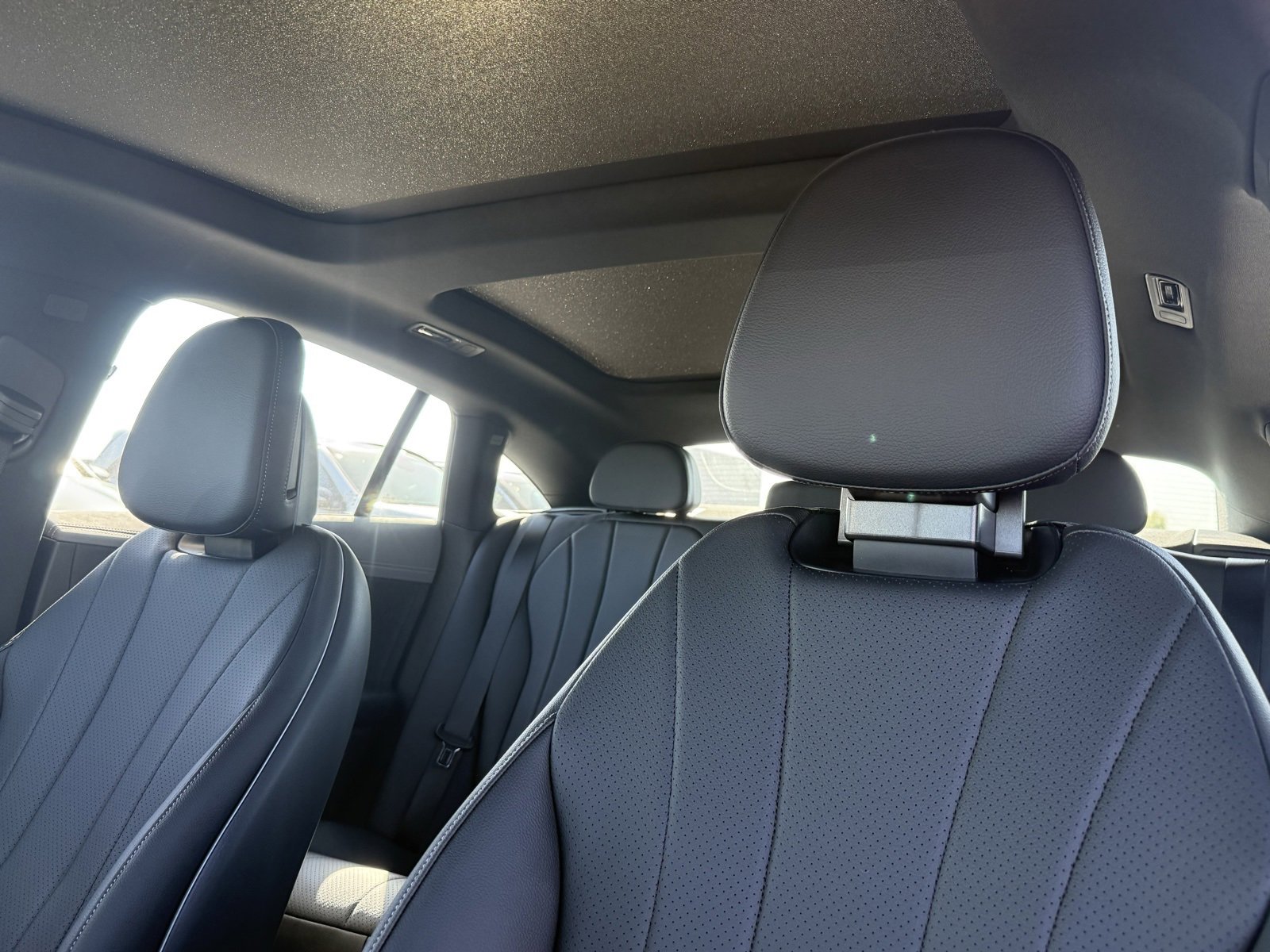 New 2026 Mercedes-Benz EQE 320 4MATIC Sedan image 16