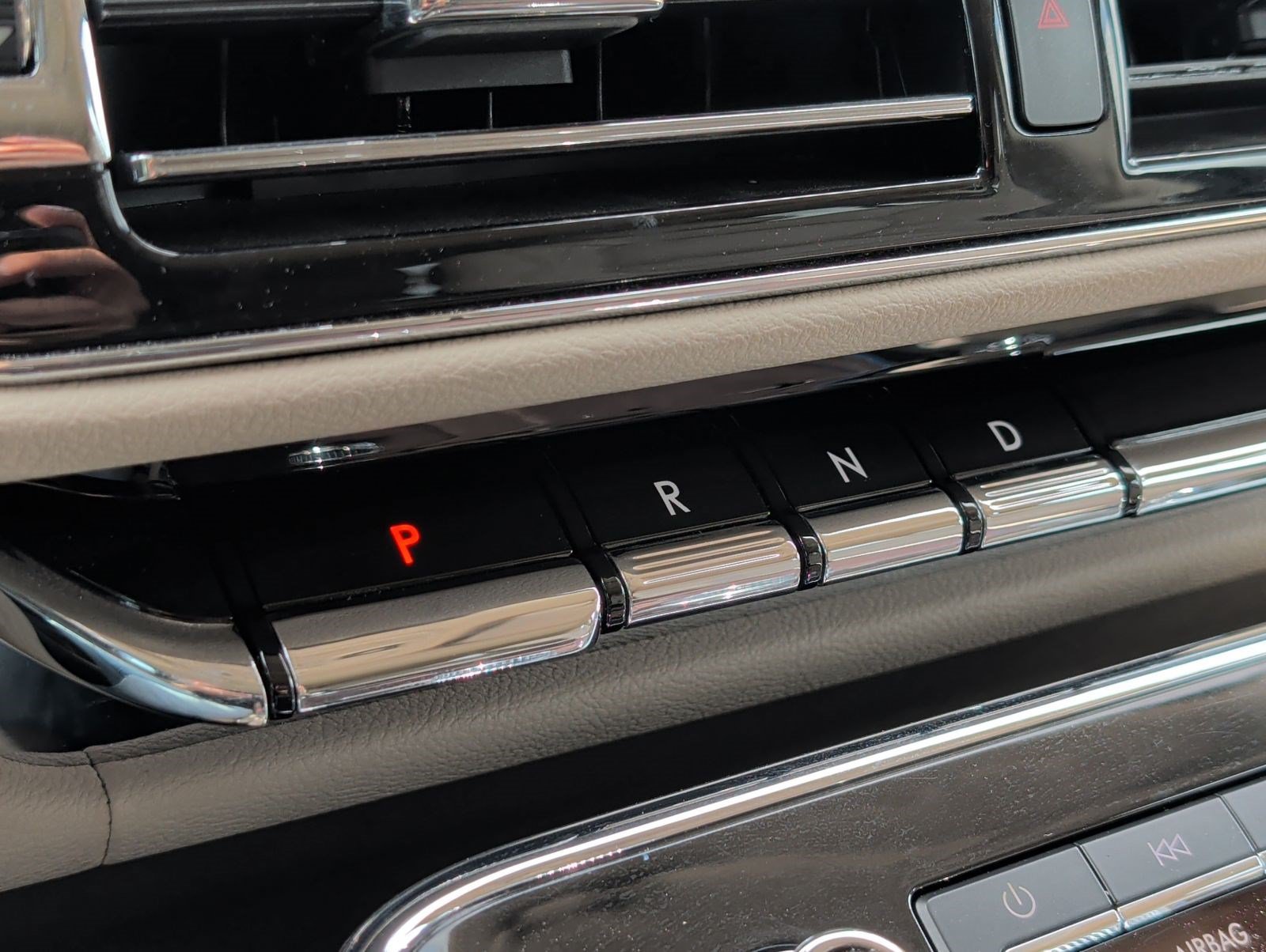 Used 2023 Lincoln Navigator Reserve AWD/4WD image 21