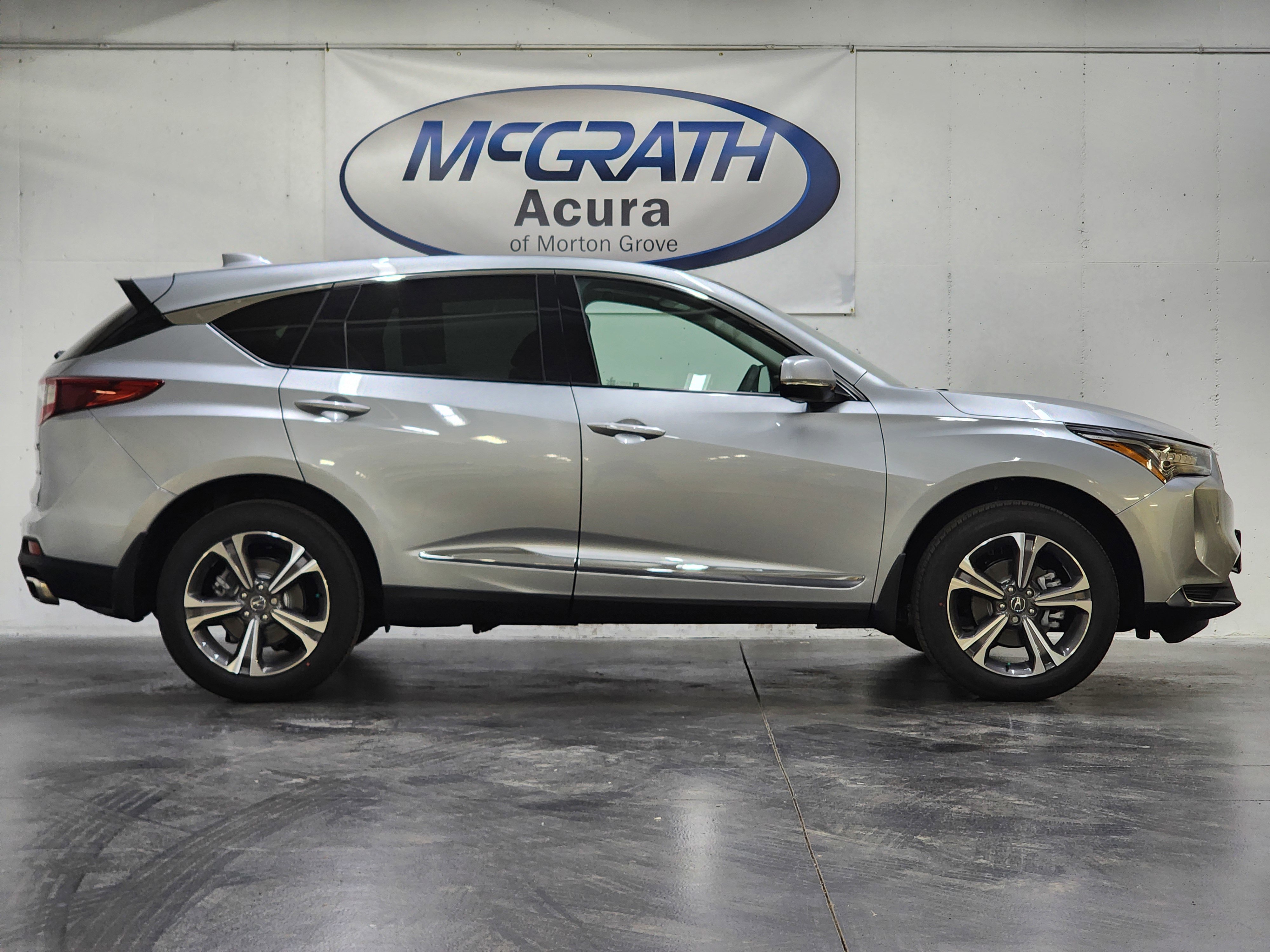 Used 2025 Acura RDX SH-AWD w/ Technology Package image 3