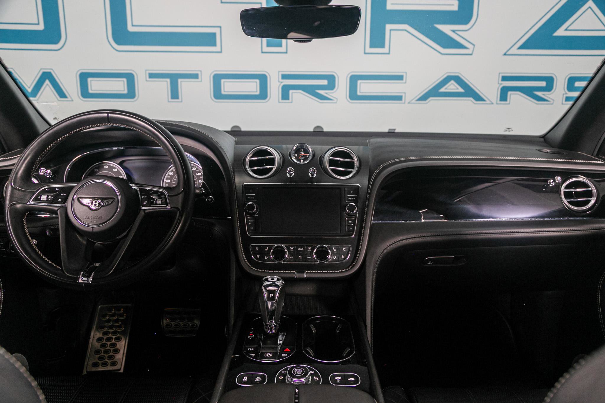 Used 2017 Bentley Bentayga W12 AWD image 10