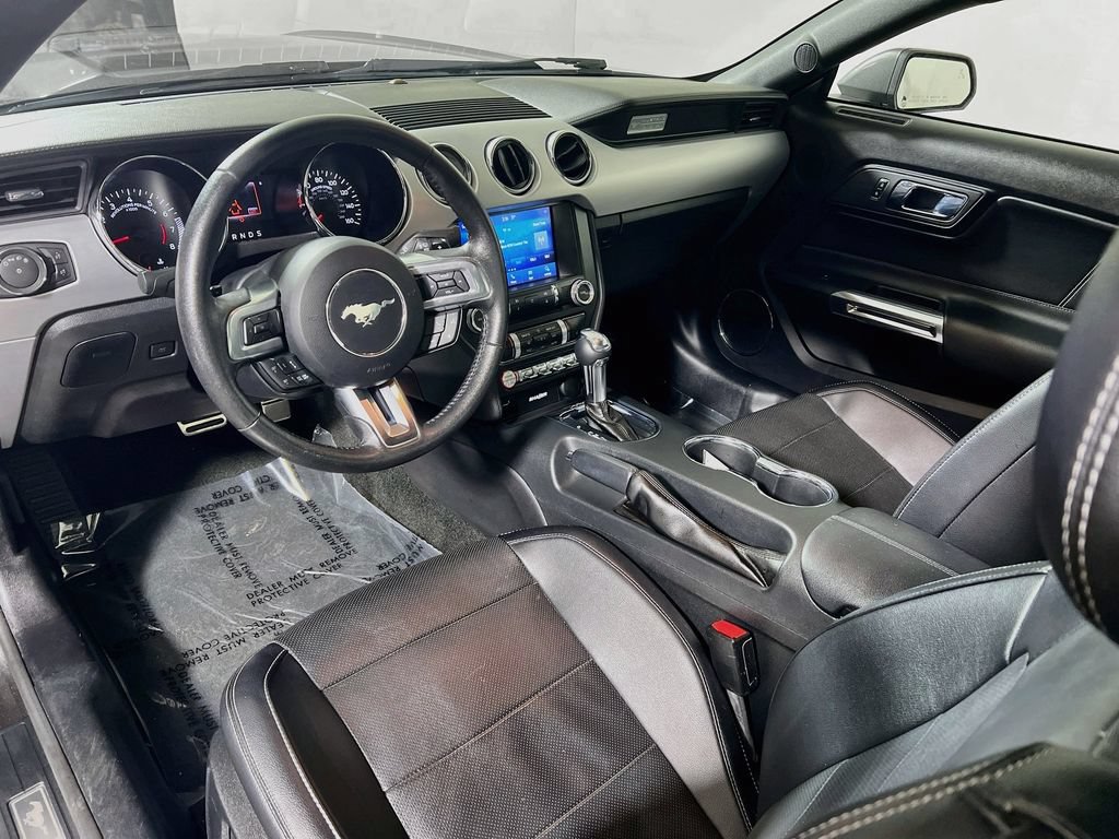 Used 2016 Ford Mustang GT Premium w/ Equipment Group 401A RWD image 9
