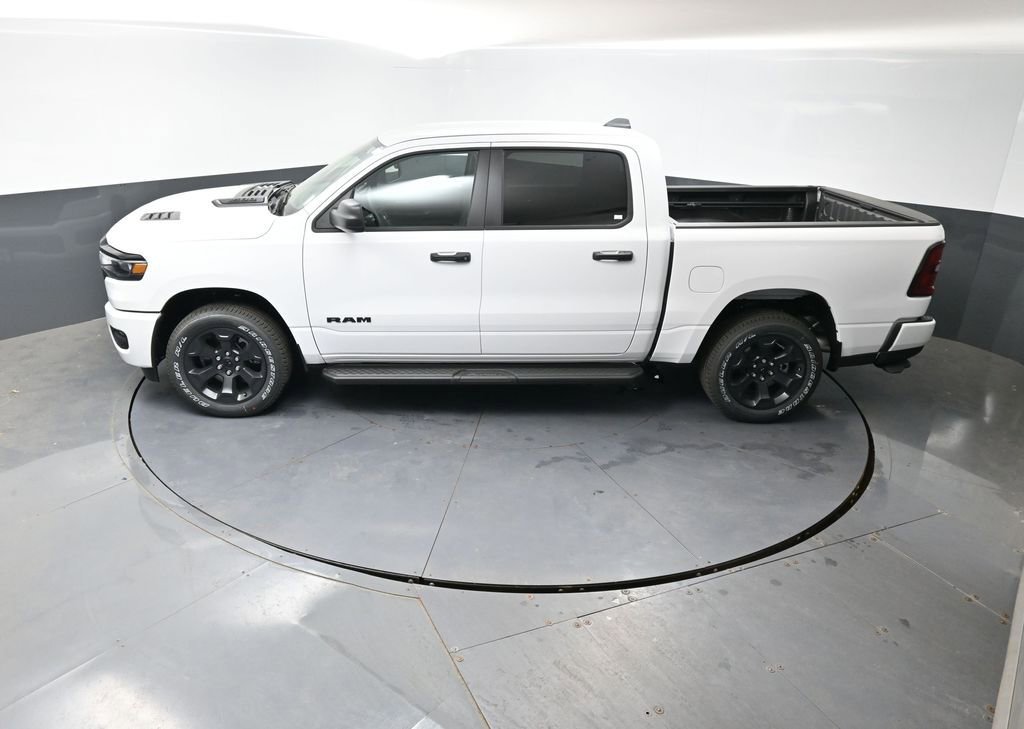 New 2026 RAM 1500 Express AWD/4WD image 34