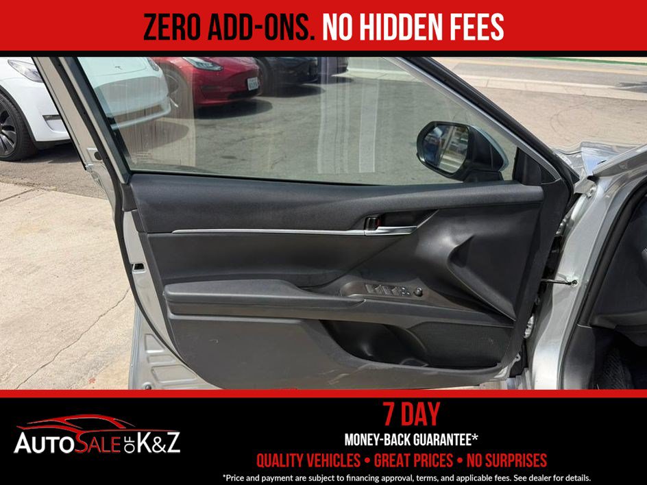 Used 2021 Toyota Camry SE FWD image 23
