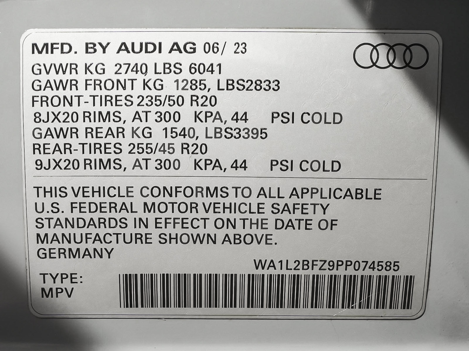 Used 2023 Audi Q4 e-tron Premium Plus w/ Premium Plus AWD/4WD image 16