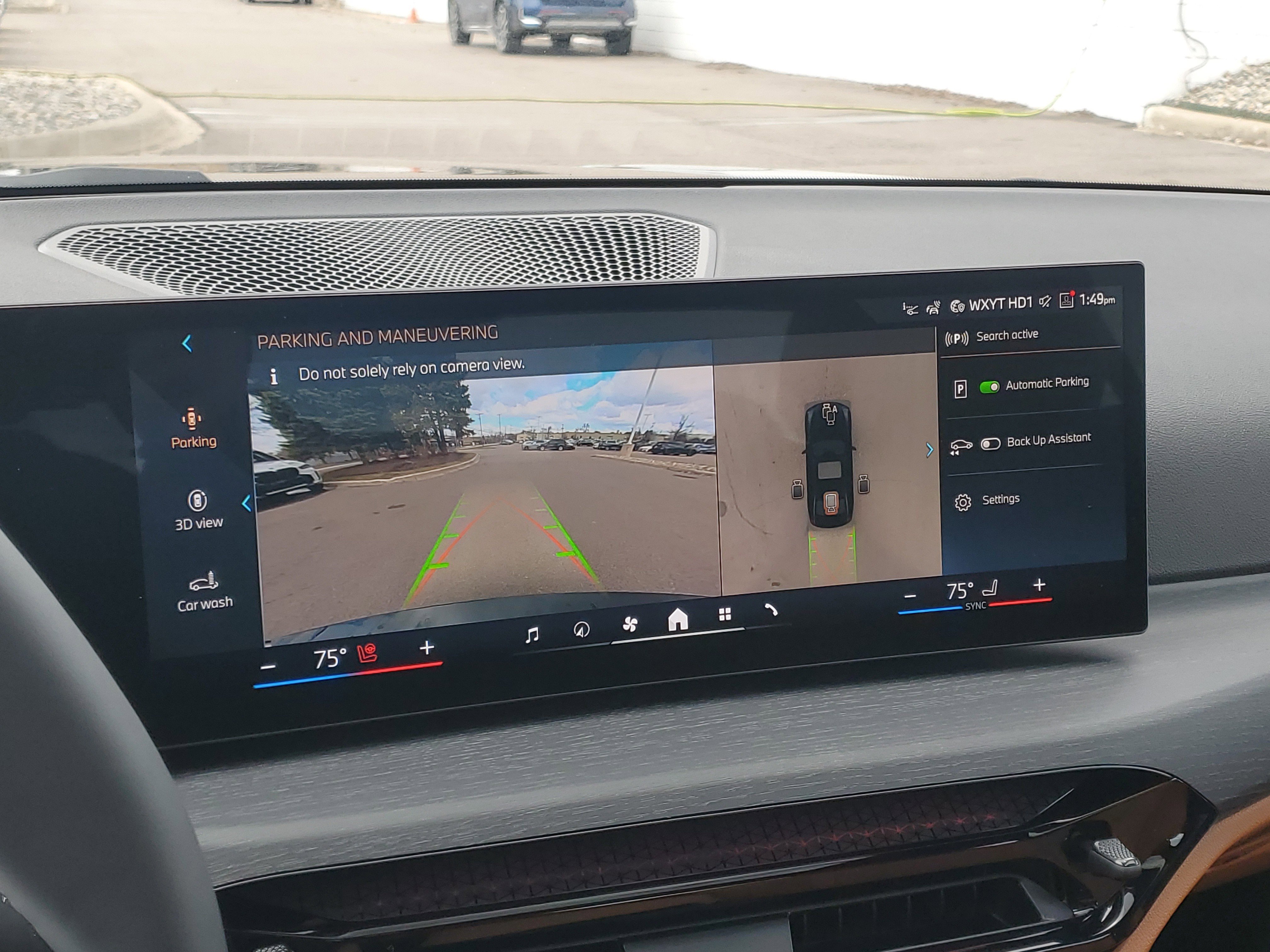 New 2026 BMW 330i xDrive Sedan w/ Premium Package image 18