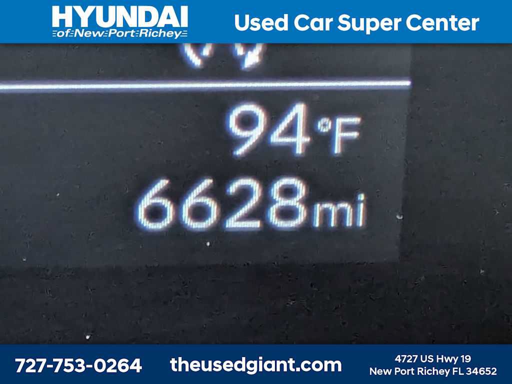 Used 2025 Hyundai Santa Fe SEL w/ Tow & Go Package FWD image 39