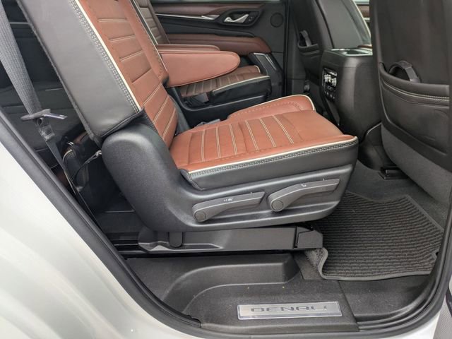 Used 2023 GMC Yukon Denali Ultimate image 42