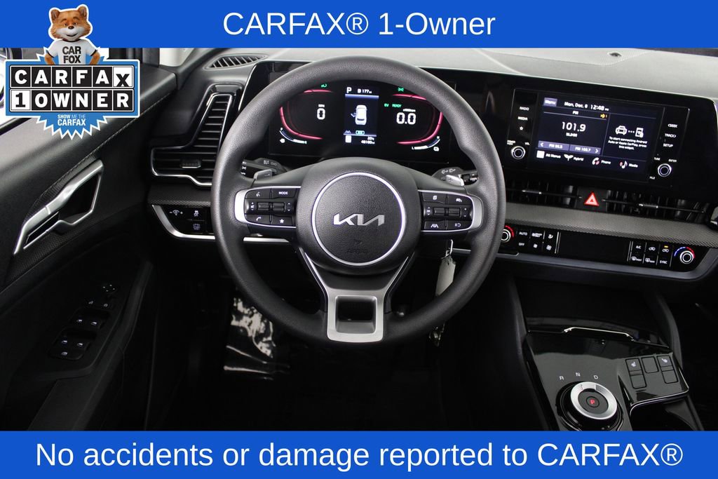 Used 2023 Kia Sportage LX image 4