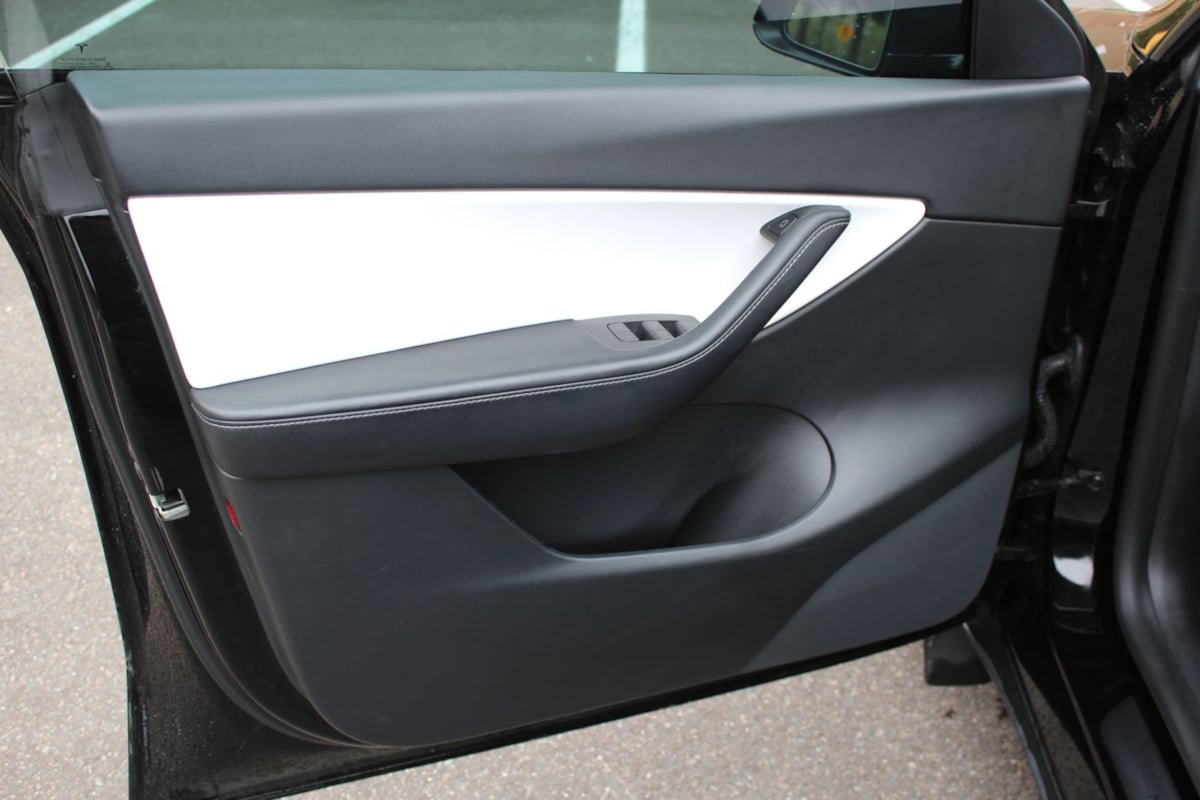 Used 2021 Tesla Model Y Performance AWD/4WD image 9