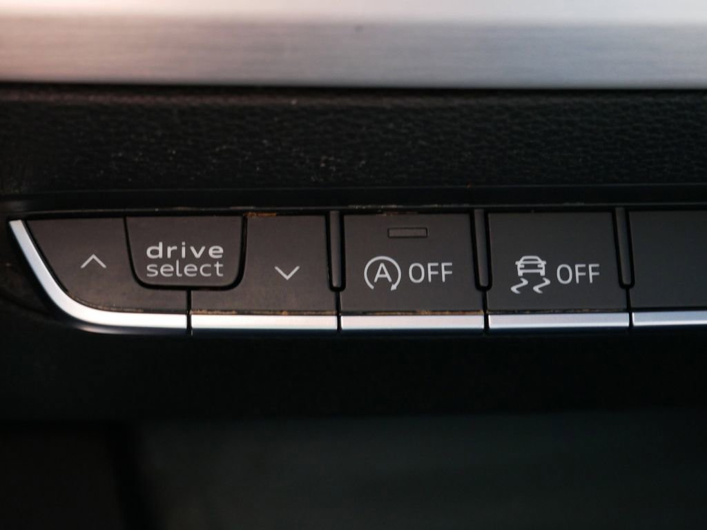 Used 2018 Audi S4 Prestige w/ Prestige Package image 21