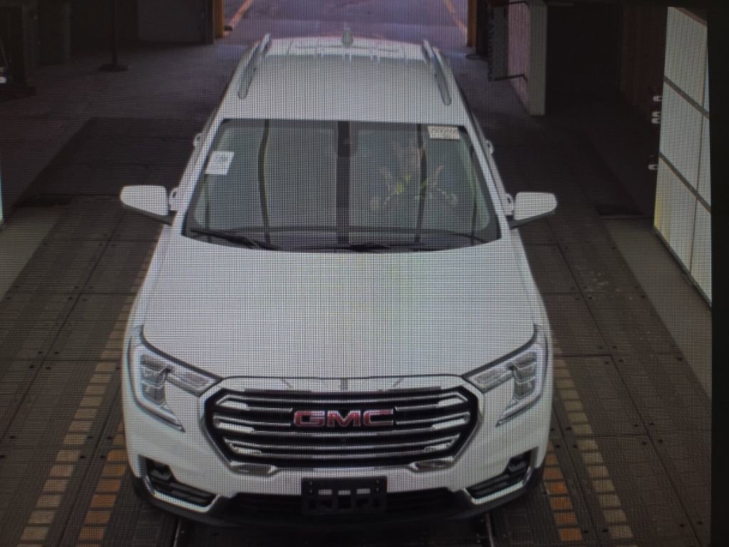 Used 2023 GMC Terrain SLT w/ Tech Package image 18